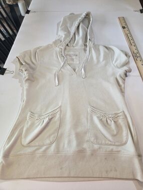 Maurices Cream Short Sleeve Hoodie Sweatshirt